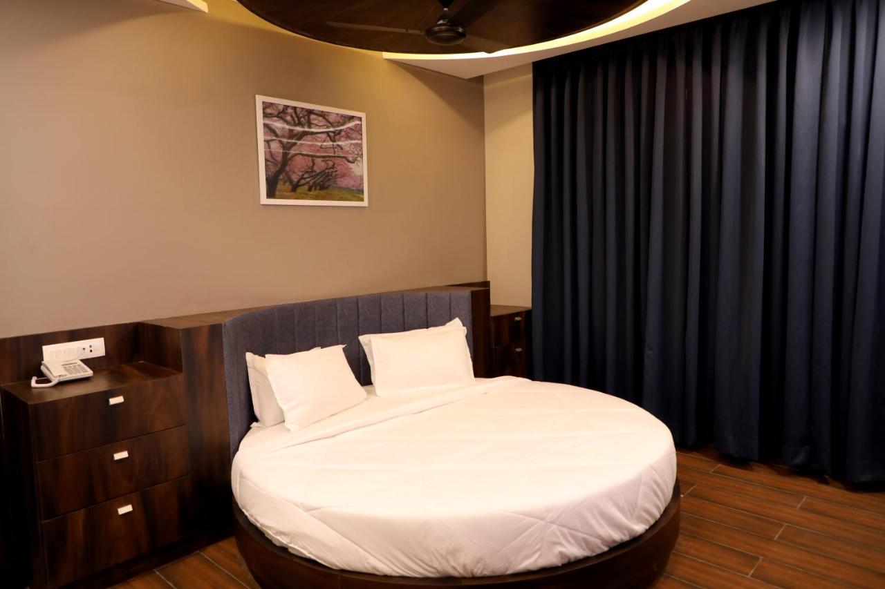 Hotel Nest Будж Екстериор снимка