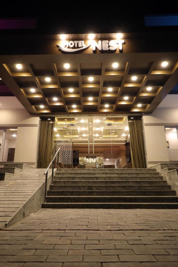 Hotel Nest Будж Екстериор снимка