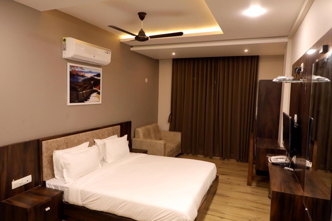 Hotel Nest Будж Екстериор снимка
