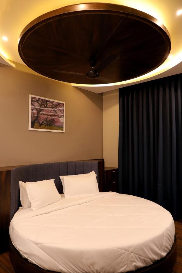 Hotel Nest Будж Екстериор снимка